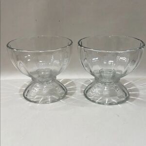 Libby Vintage Clear Glass Ribbed Compote Dessert Dish Scalloped Pedestal 2 Bowls